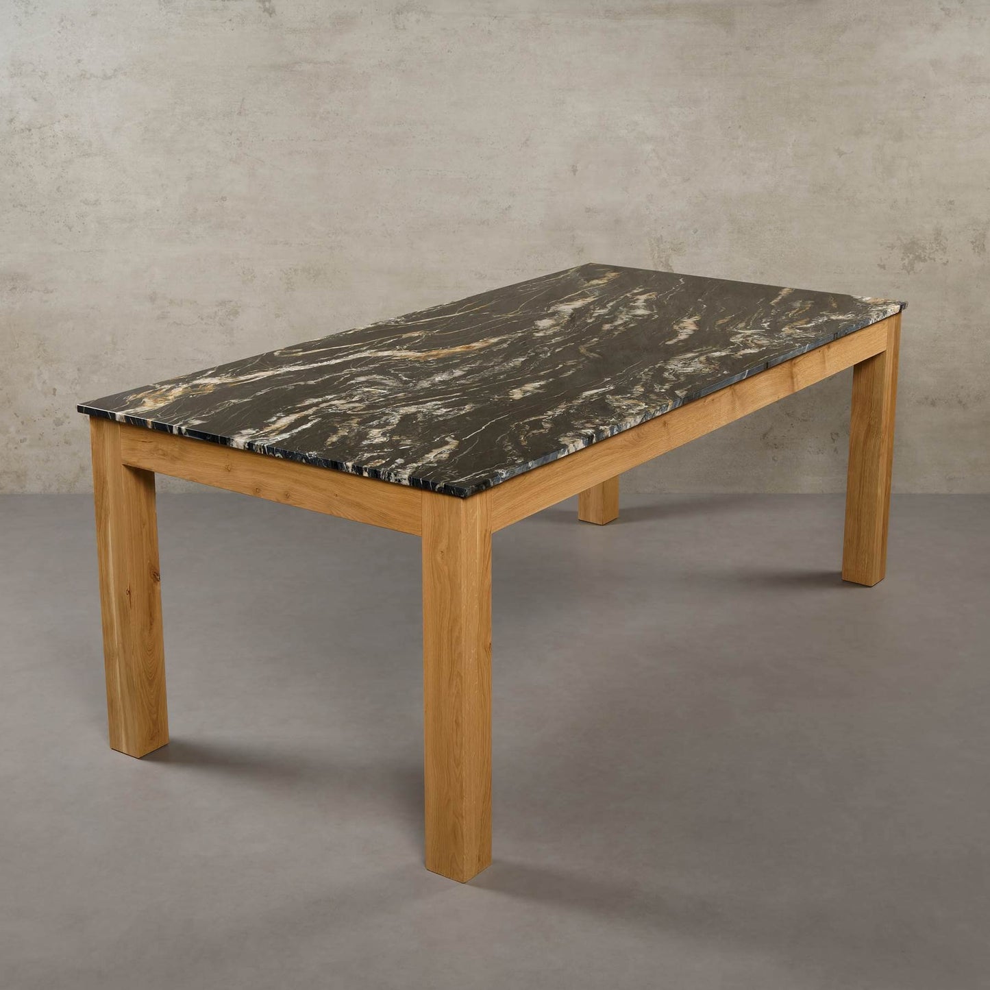 Valencia Exclusive Line