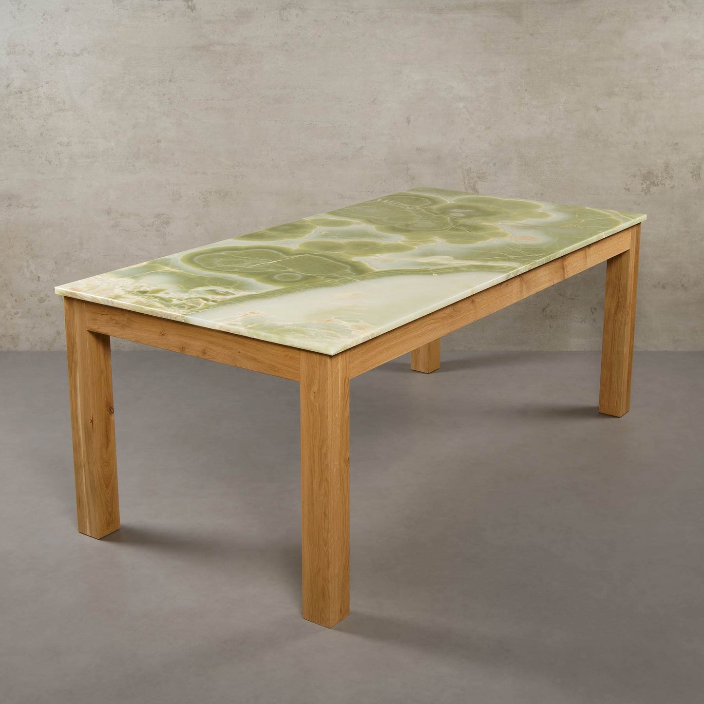 Valencia Exclusive Line