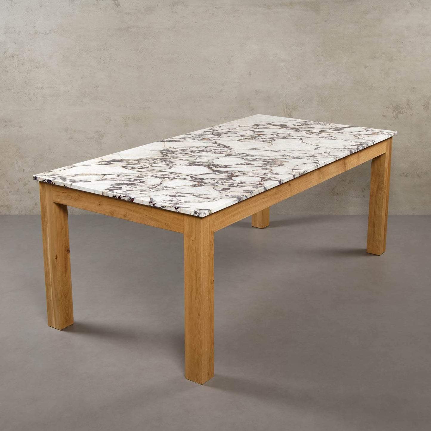 Valencia Exclusive Line