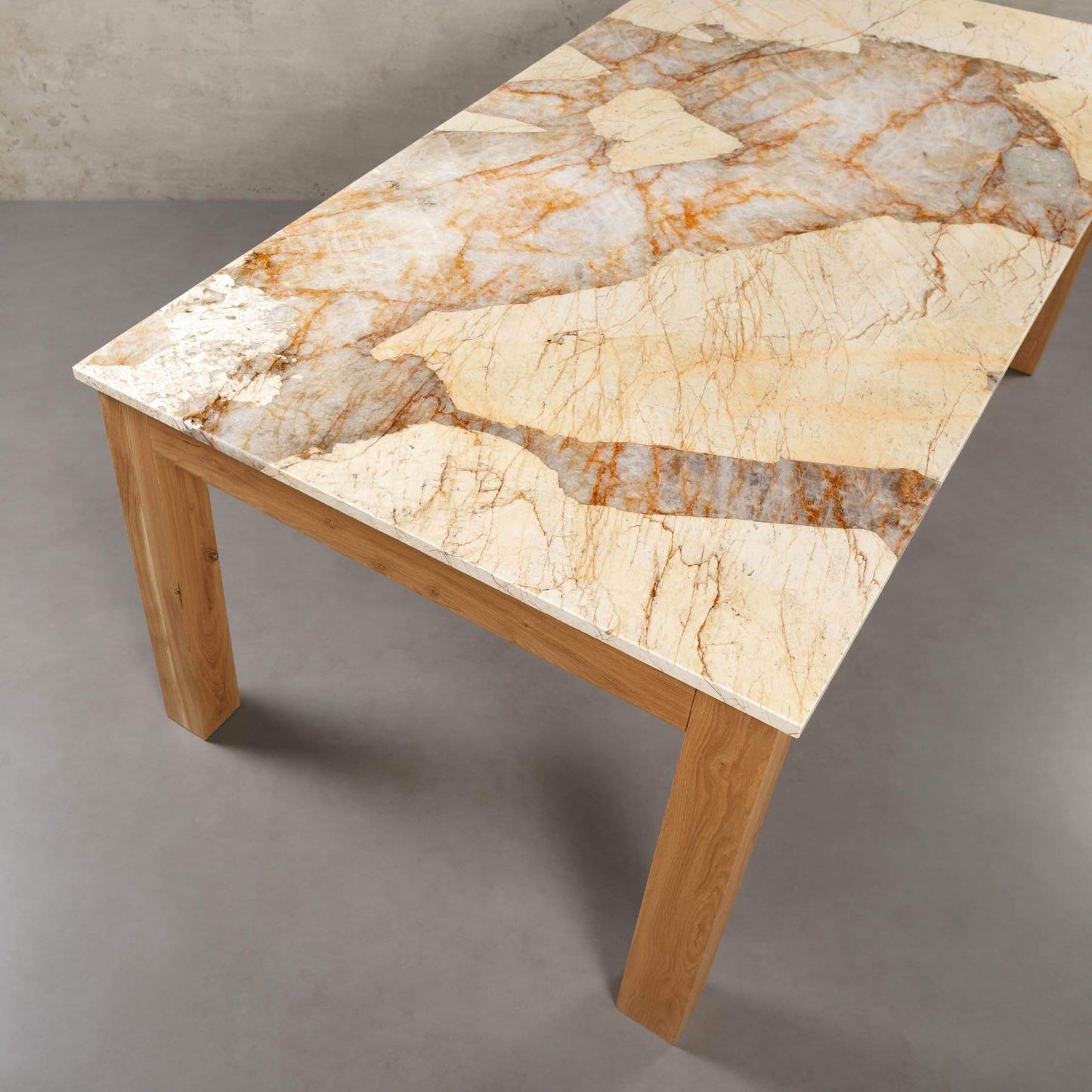 Valencia Exclusive Line