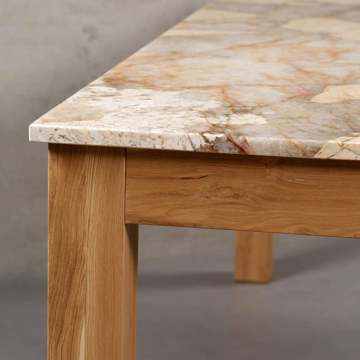 Valencia Exclusive Line