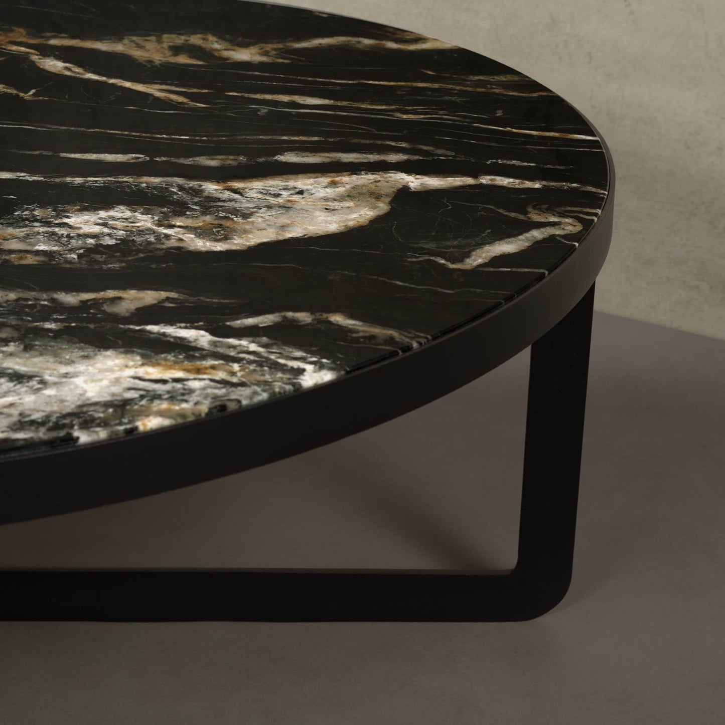 Osaka Exclusive Line