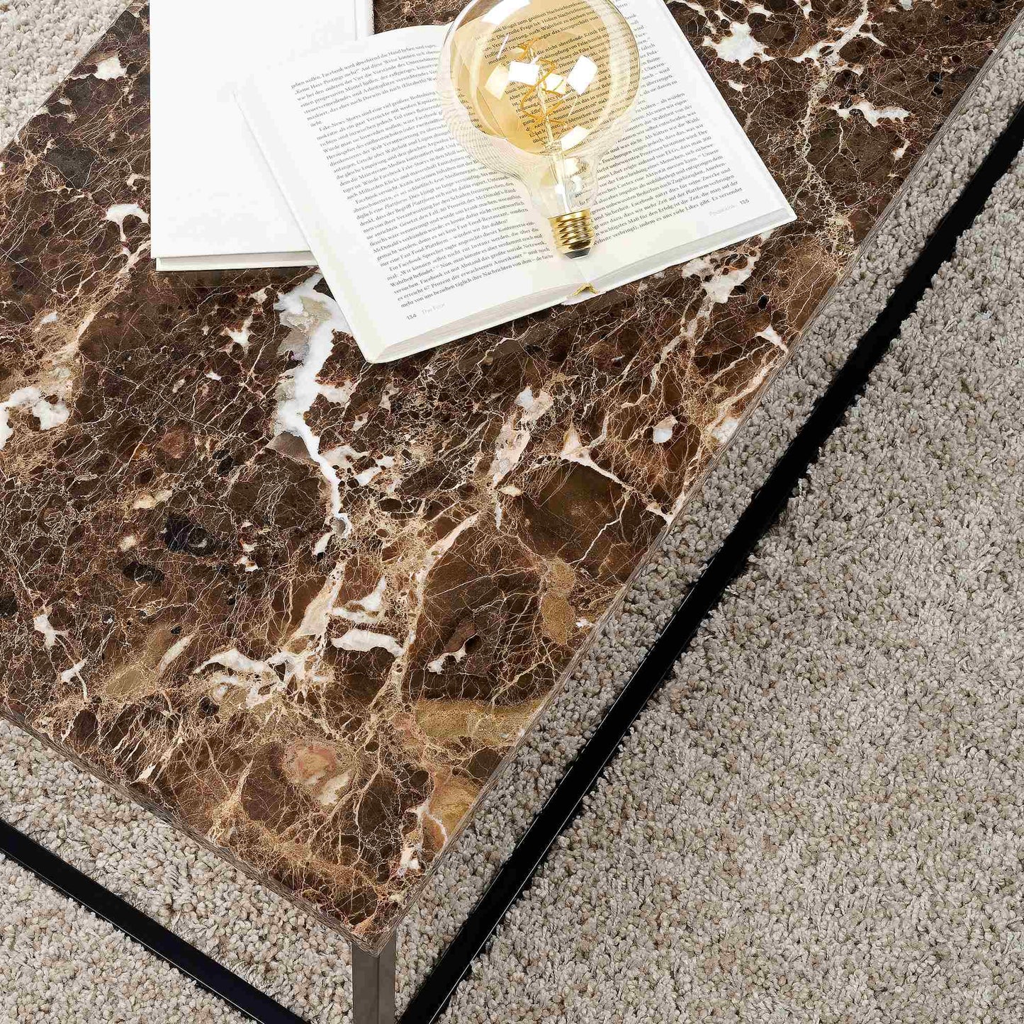 Göteborg Marmor Couchtisch