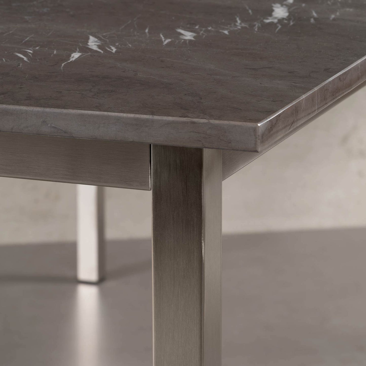 Sapporo Marmor Esstisch