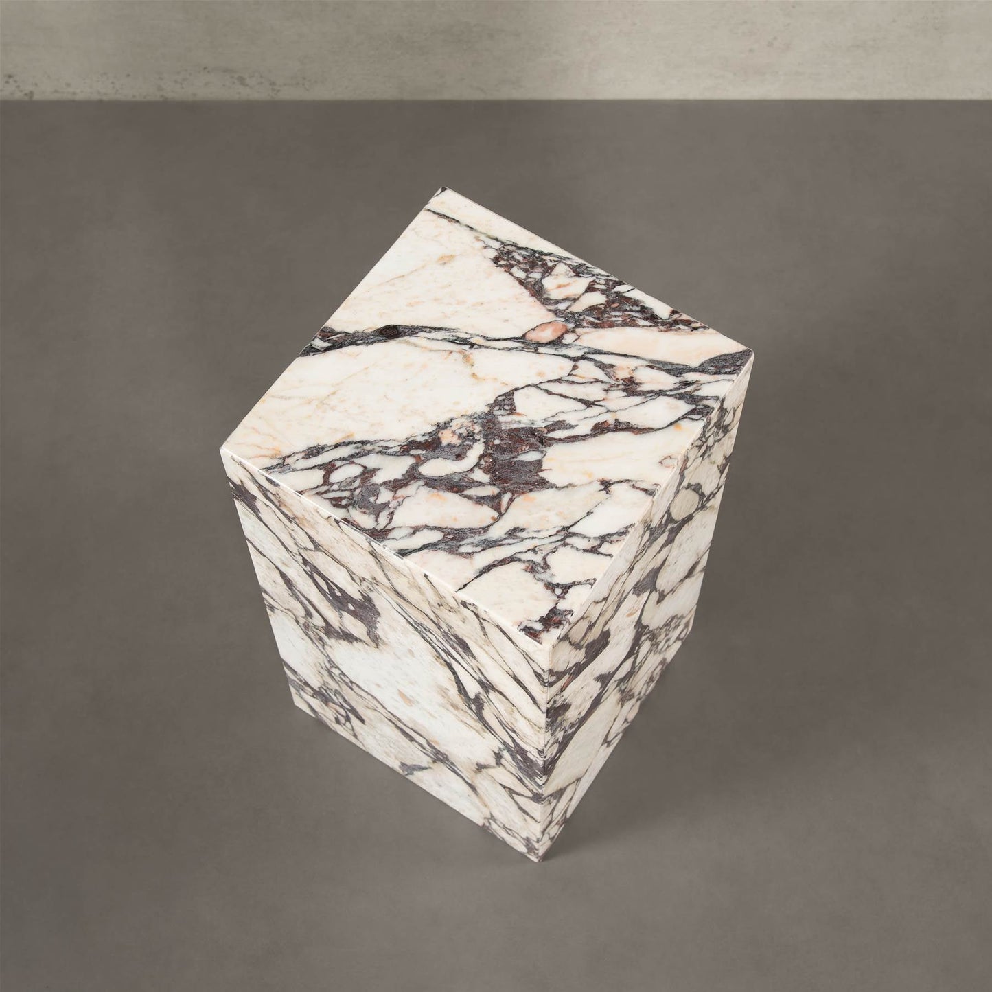 New York Exclusive Line