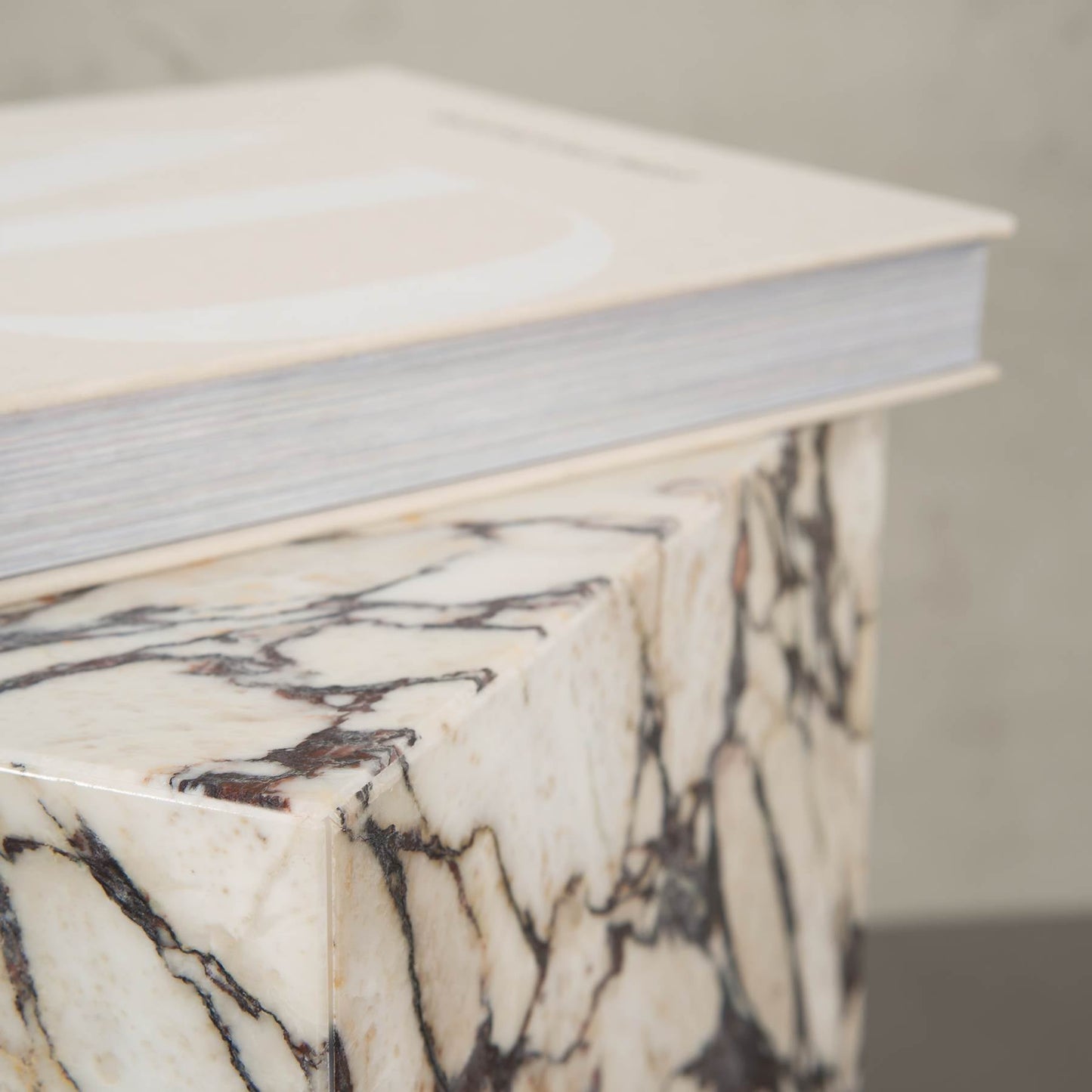 New York Exclusive Line