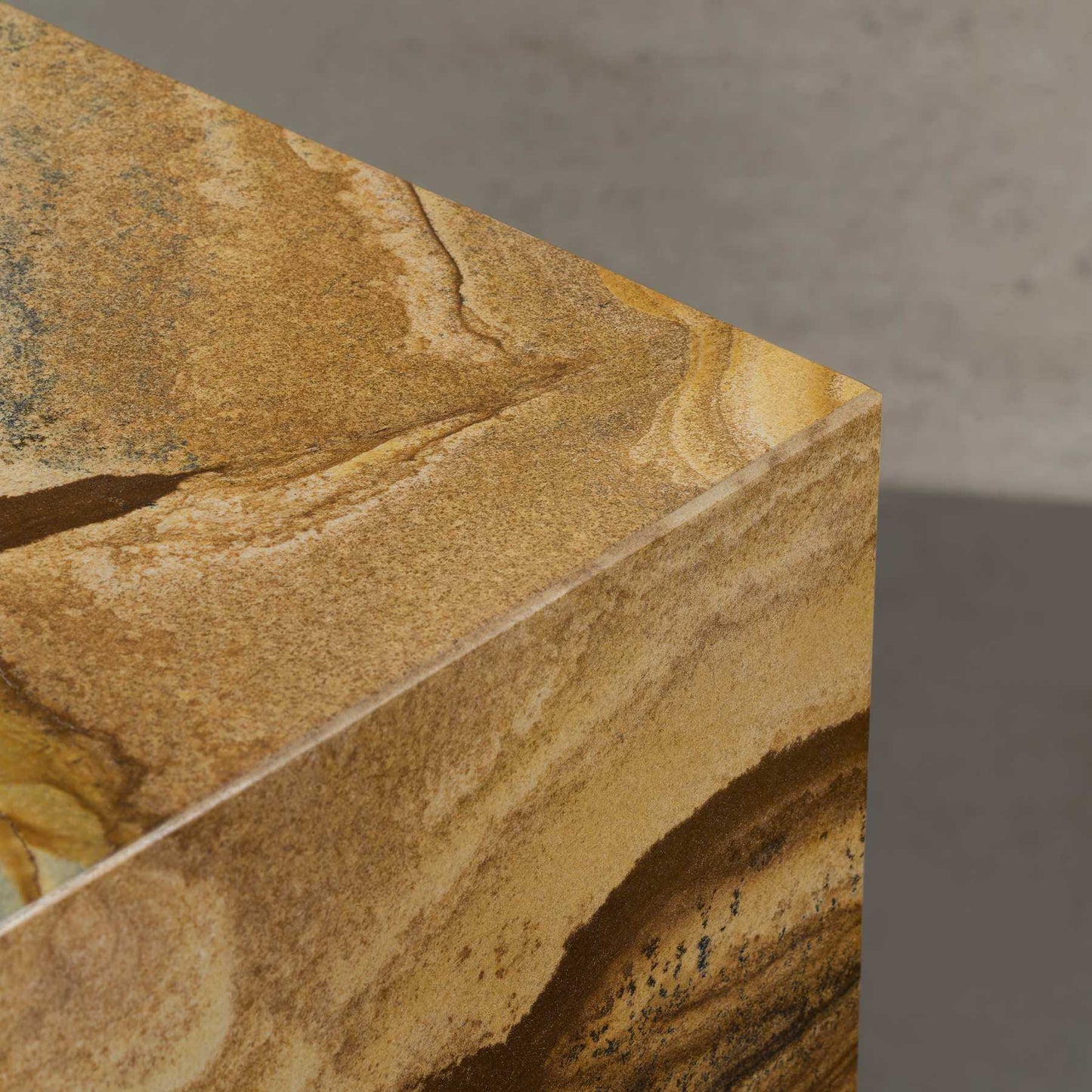 Cube Palomino Marmor Beistelltisch